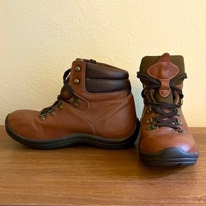 Will’s London Vegan Leather Boots
